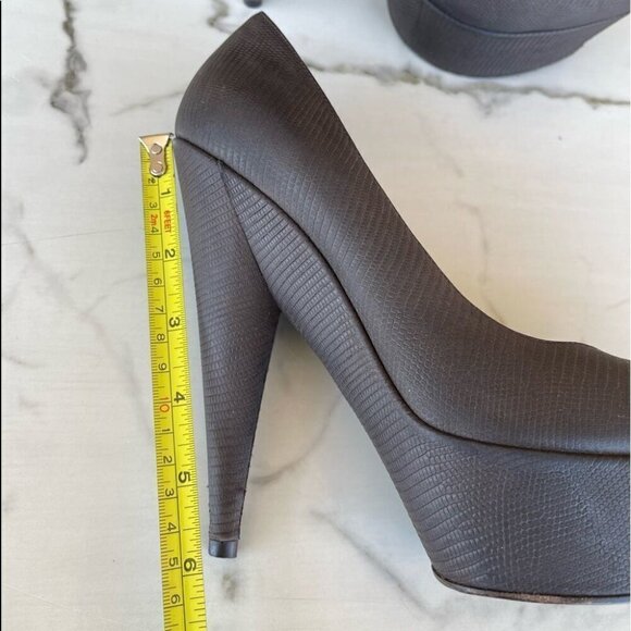 Saint Laurent Brown Ysl Aliama Lizard Embossed Suede Heels Pumps Size 39… - Picture 11 of 13